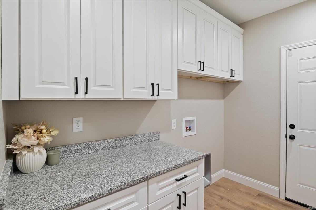 LA Riva Estates #2 - Residential