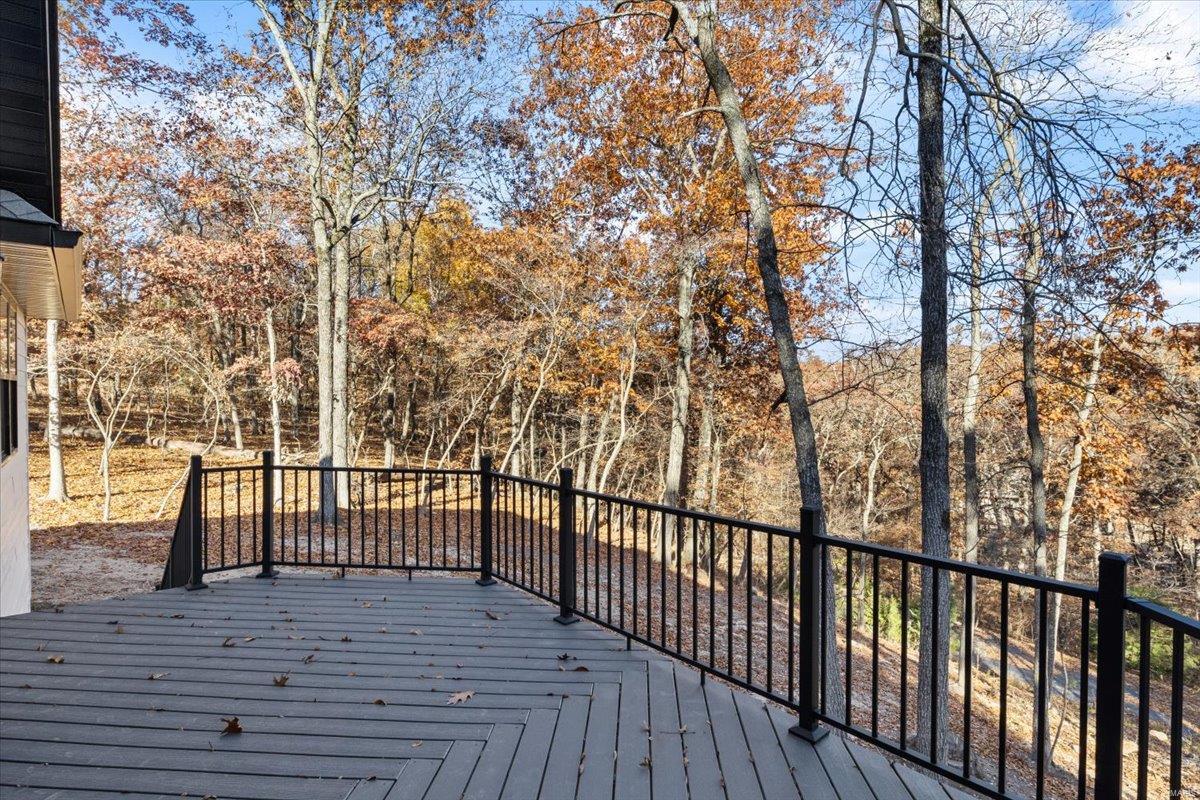 LA Riva Estates #2 - Residential