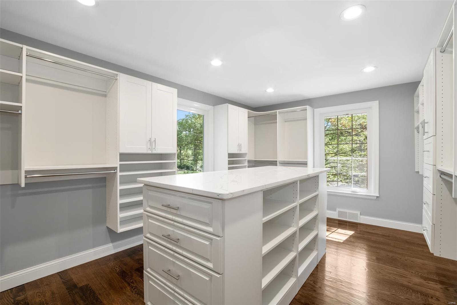 Oak Park Estates - Residential