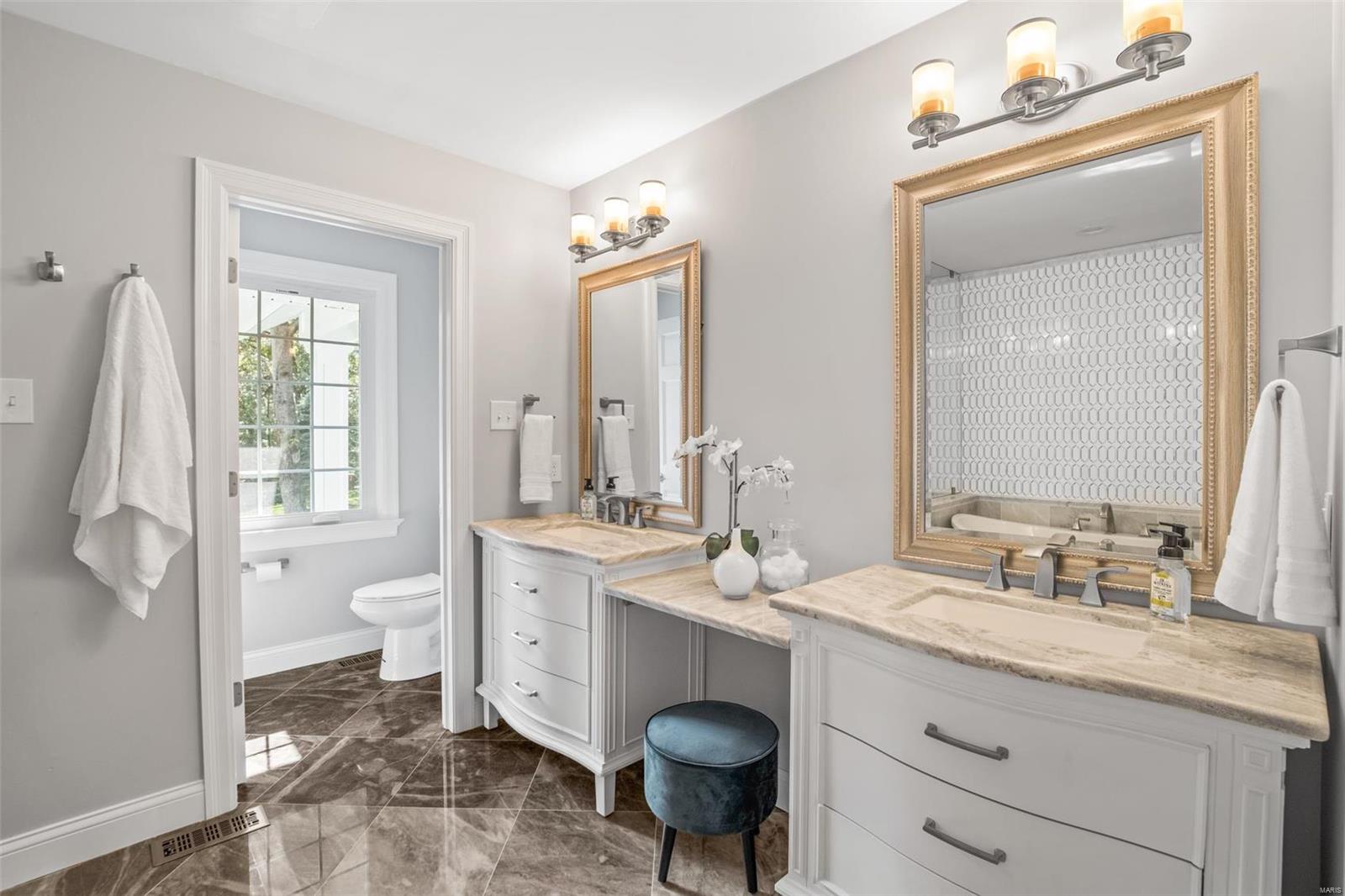 Oak Park Estates - Residential