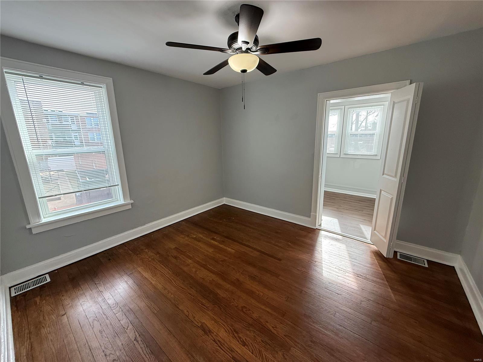 St Louis, Missouri 63109, United States, 2 Bedrooms Bedrooms, ,1 BathroomBathrooms,Residential,Pending,27248