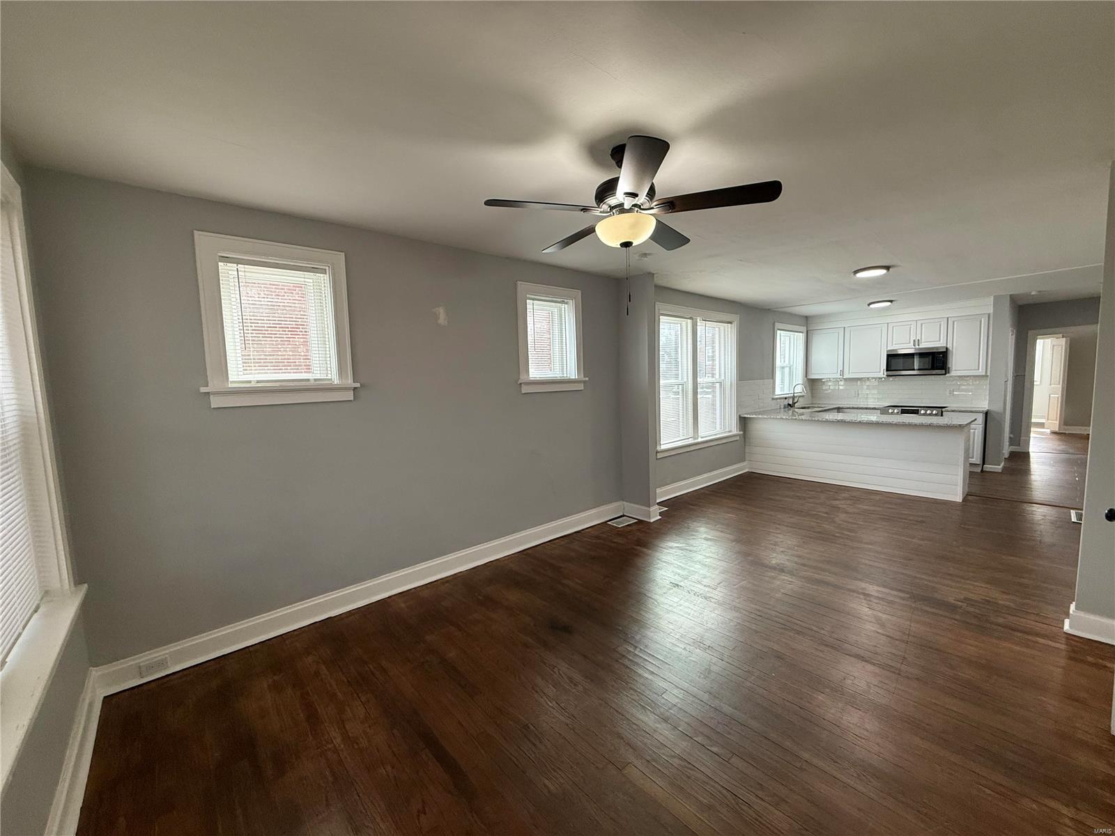 St Louis, Missouri 63109, United States, 2 Bedrooms Bedrooms, ,1 BathroomBathrooms,Residential,Pending,27248