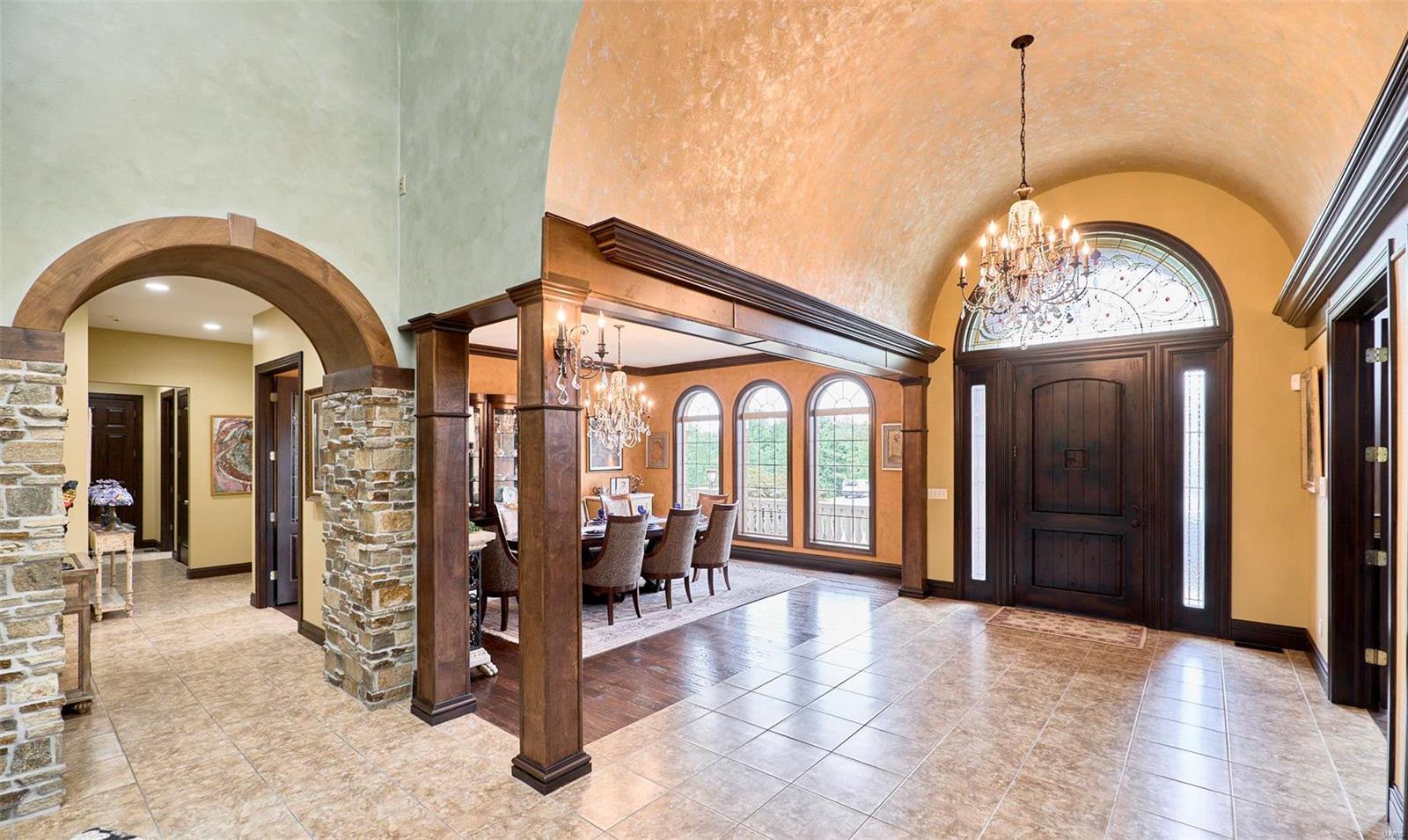 Anton Place - Residential