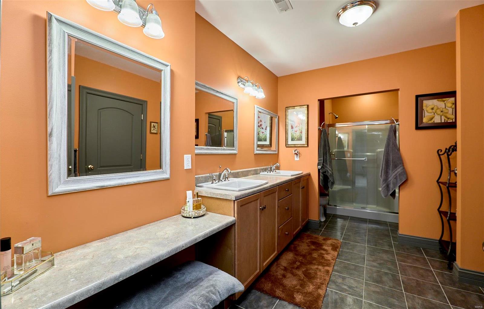 Anton Place - Residential