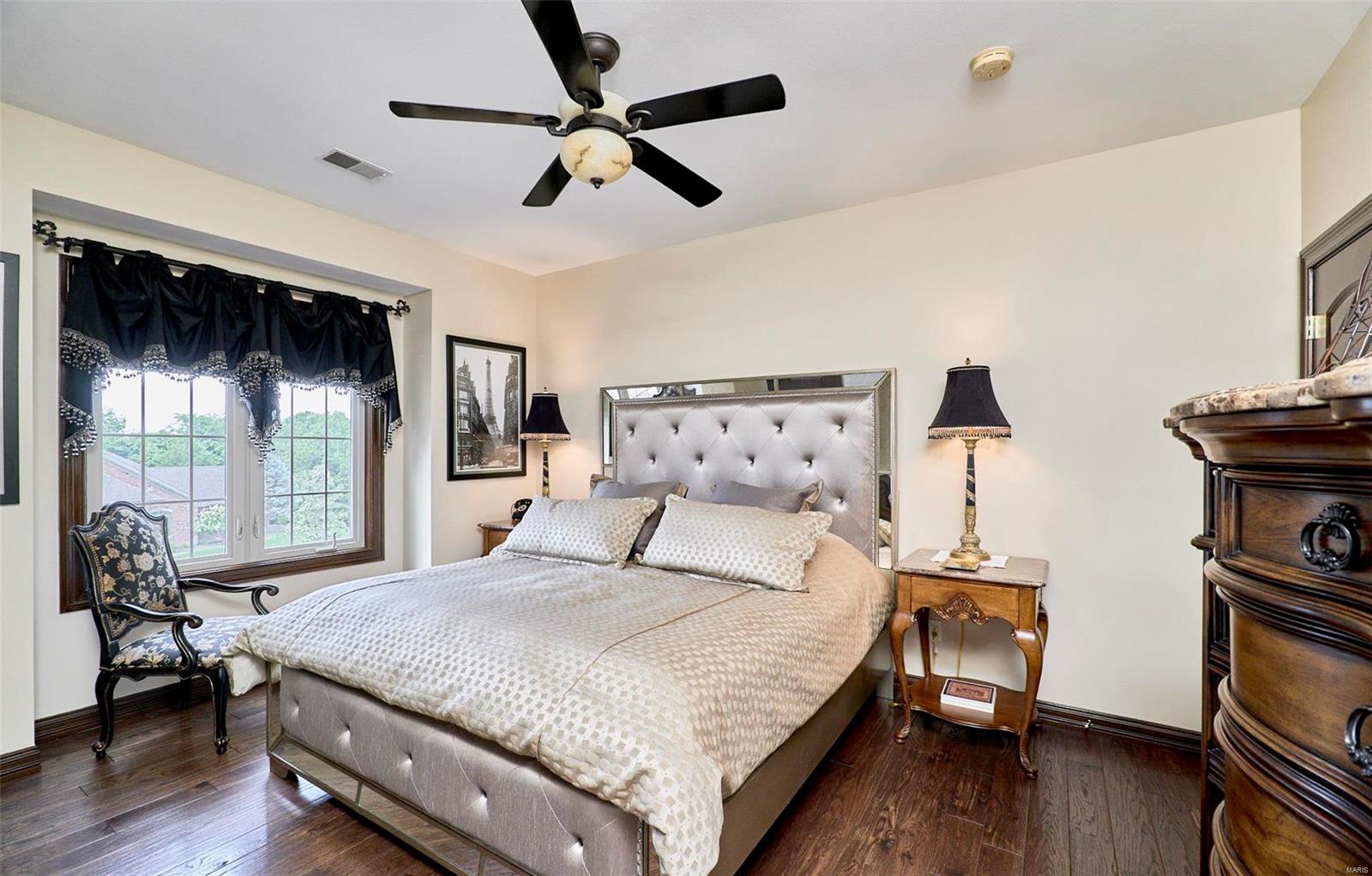 Anton Place - Residential