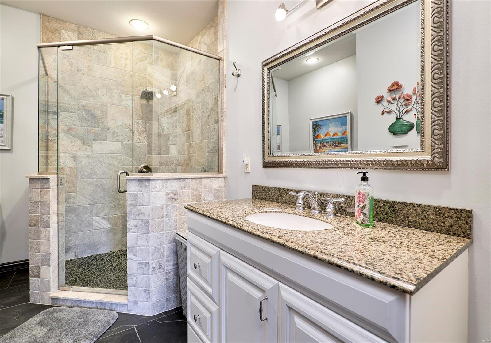 Anton Place - Residential