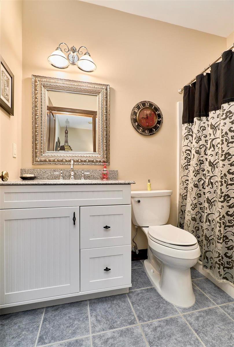 Anton Place - Residential