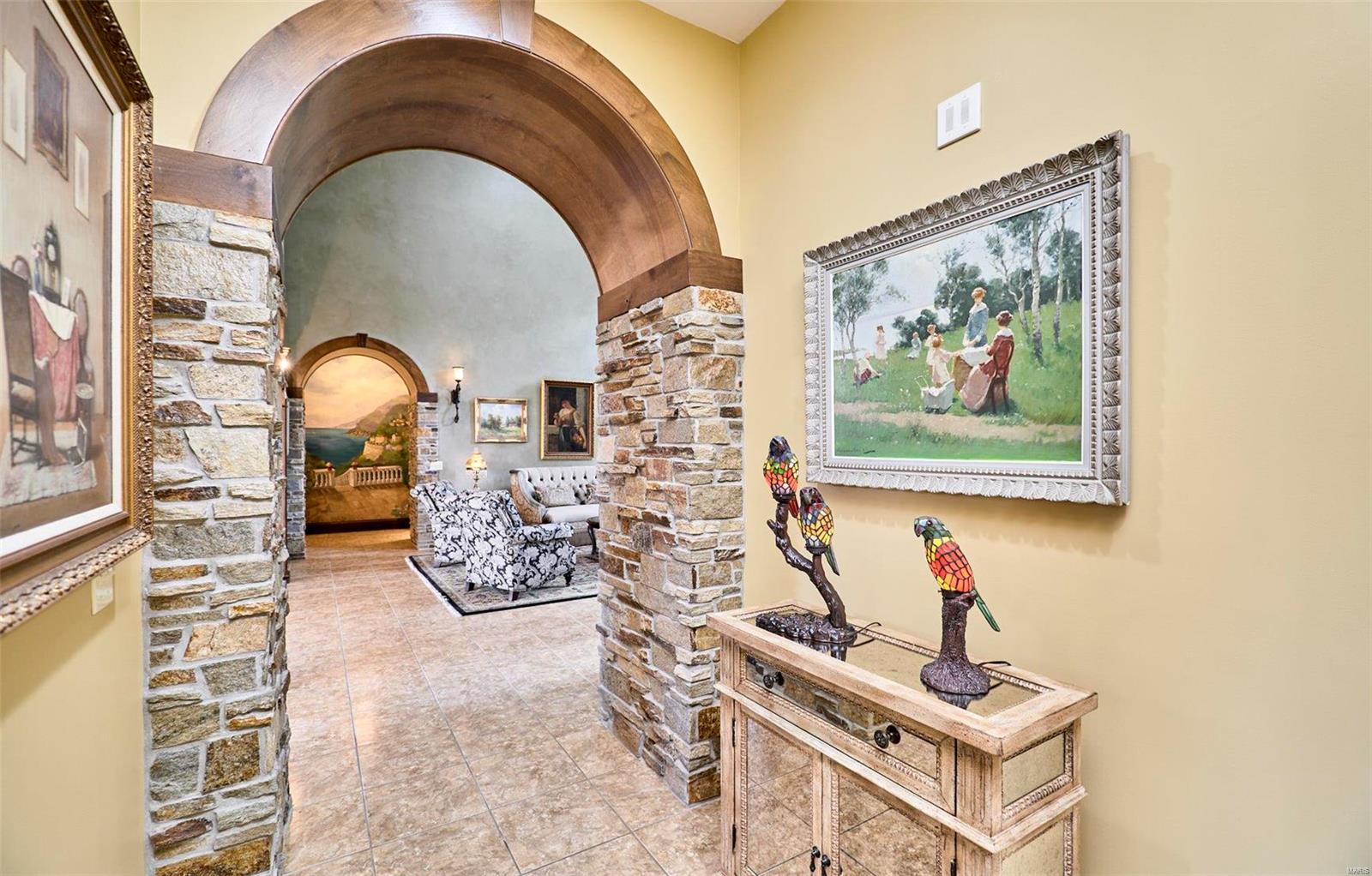 Anton Place - Residential