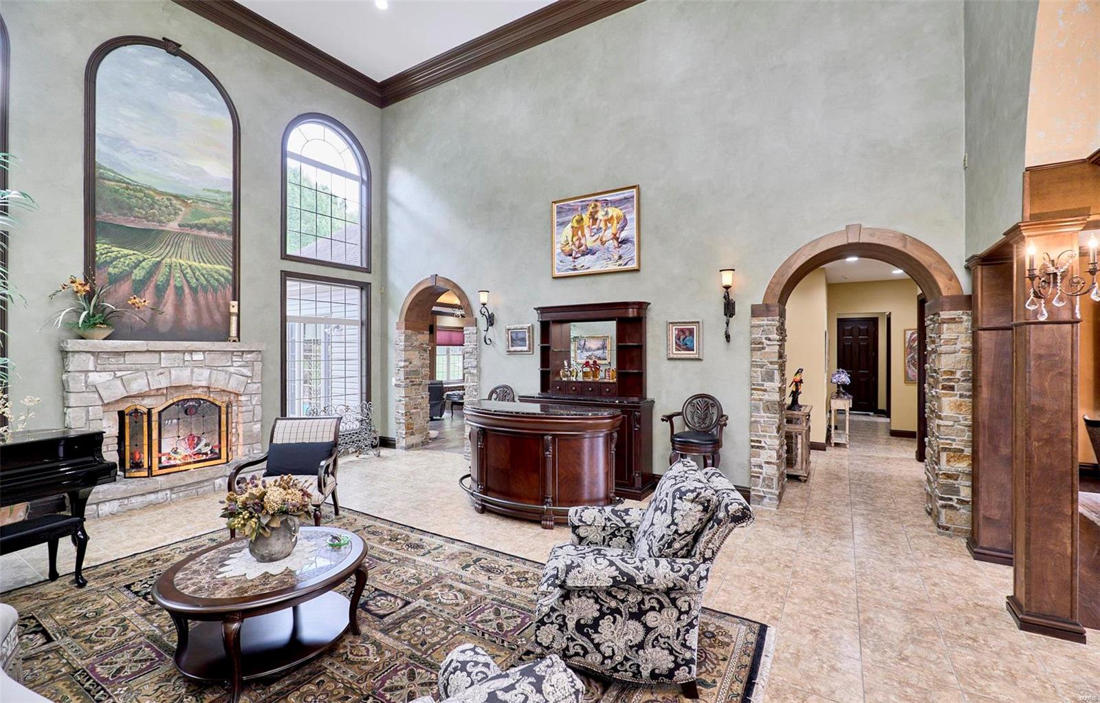 Anton Place - Residential