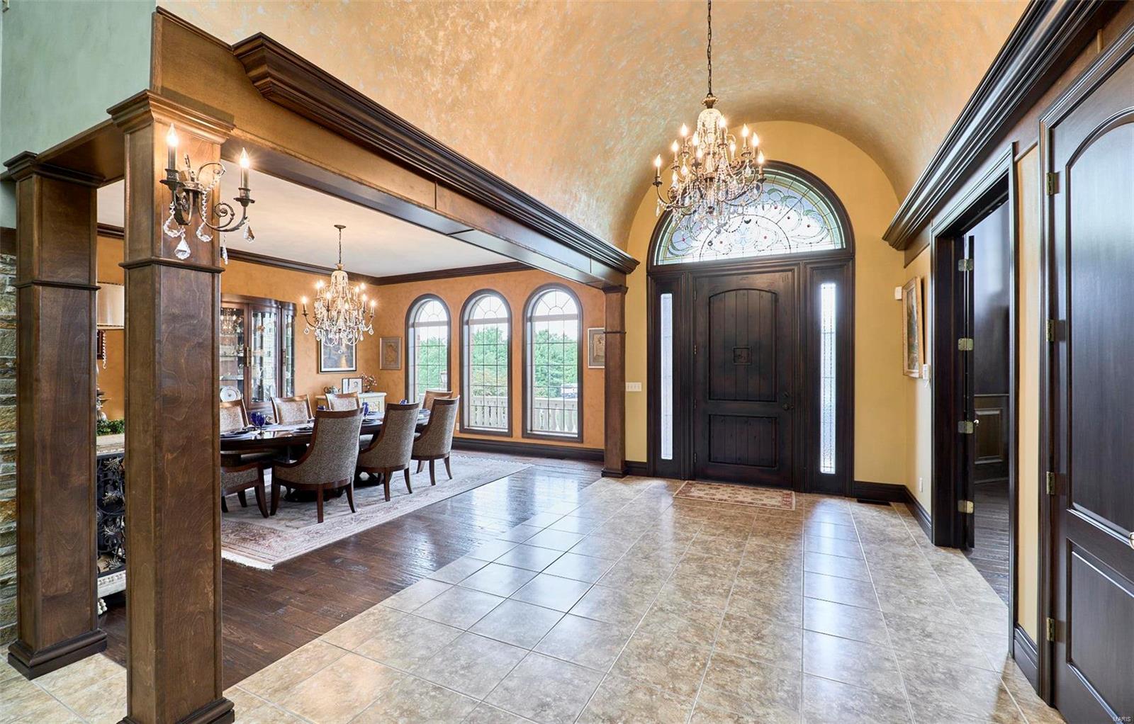 Anton Place - Residential