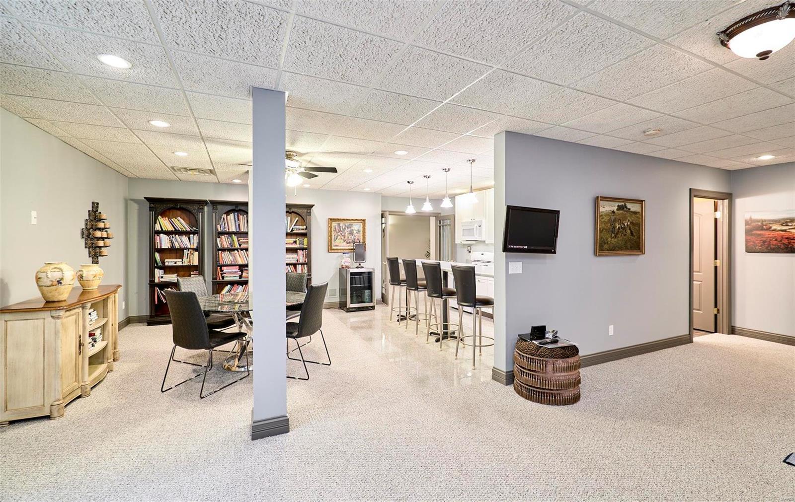 Anton Place - Residential