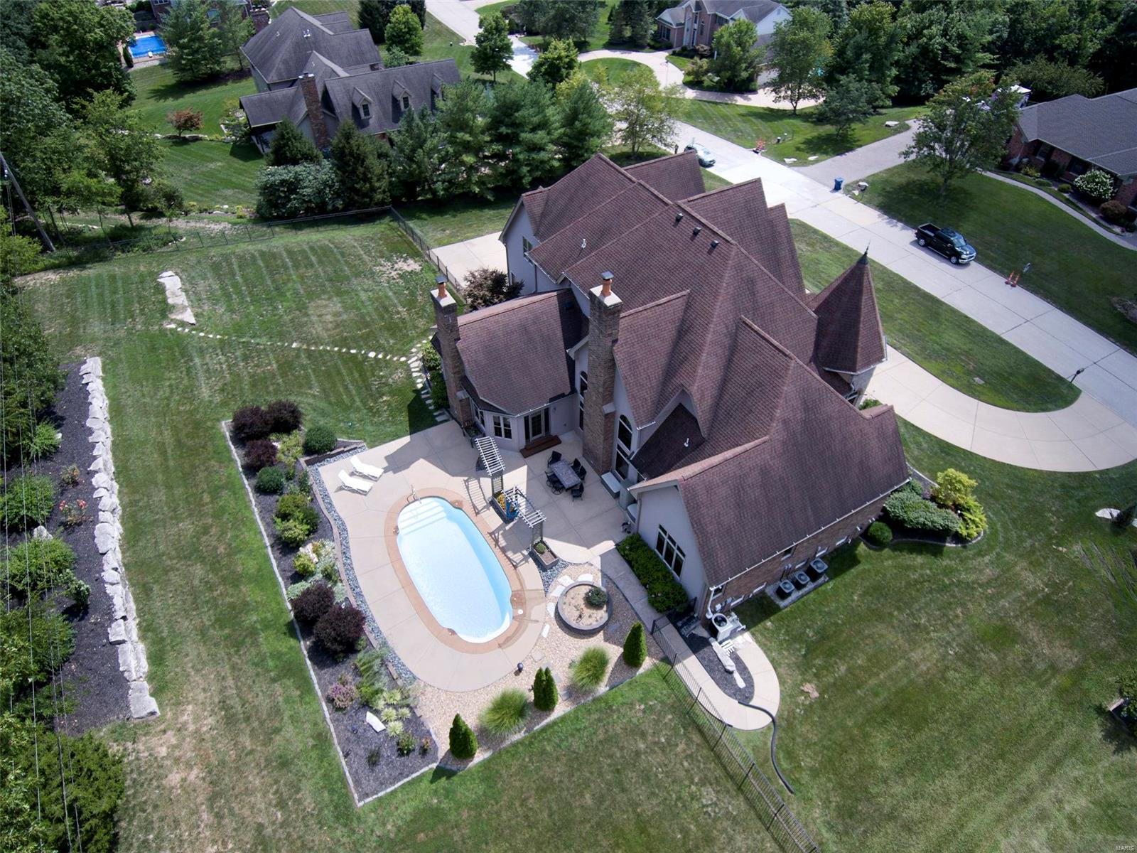 Anton Place - Residential