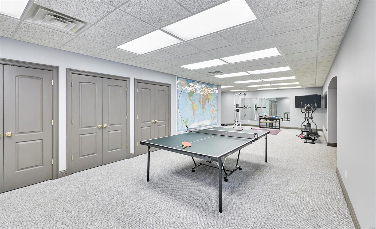 Anton Place - Residential