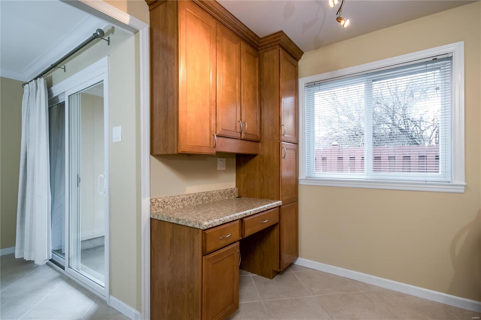 Carrollton Apts Unit 1 Condo - Residential