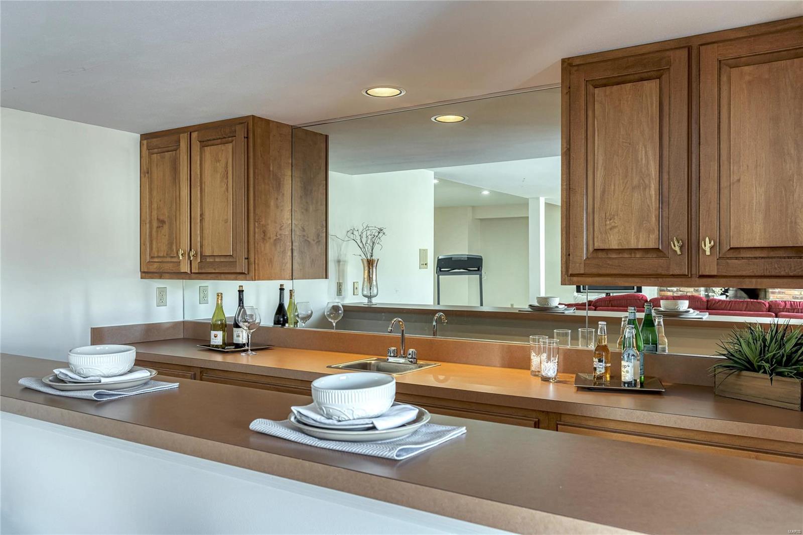 Essex Point - Residential