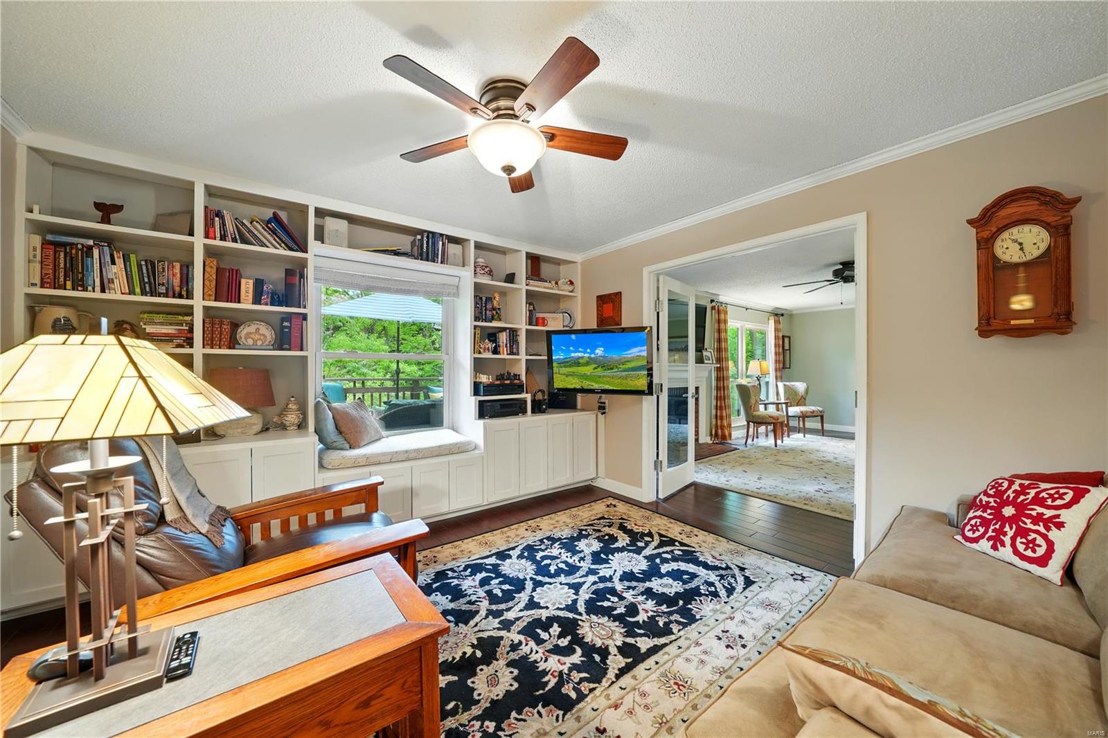 Kirkwood, Missouri 63122, United States, 2 Bedrooms Bedrooms, ,2 BathroomsBathrooms,Residential,Active,123630