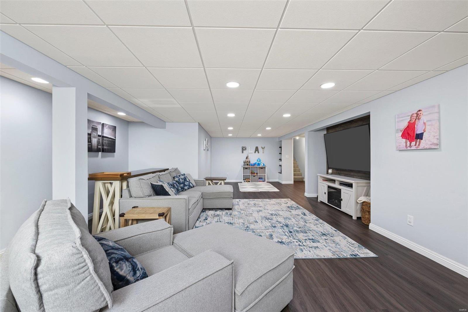 Meadowridge Hills - Residential