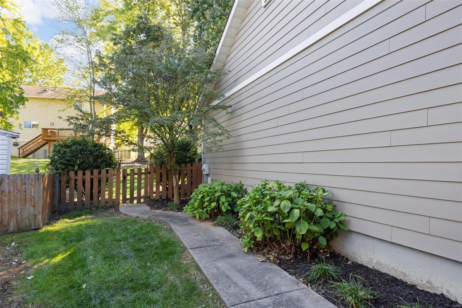 Meadowridge Hills - Residential