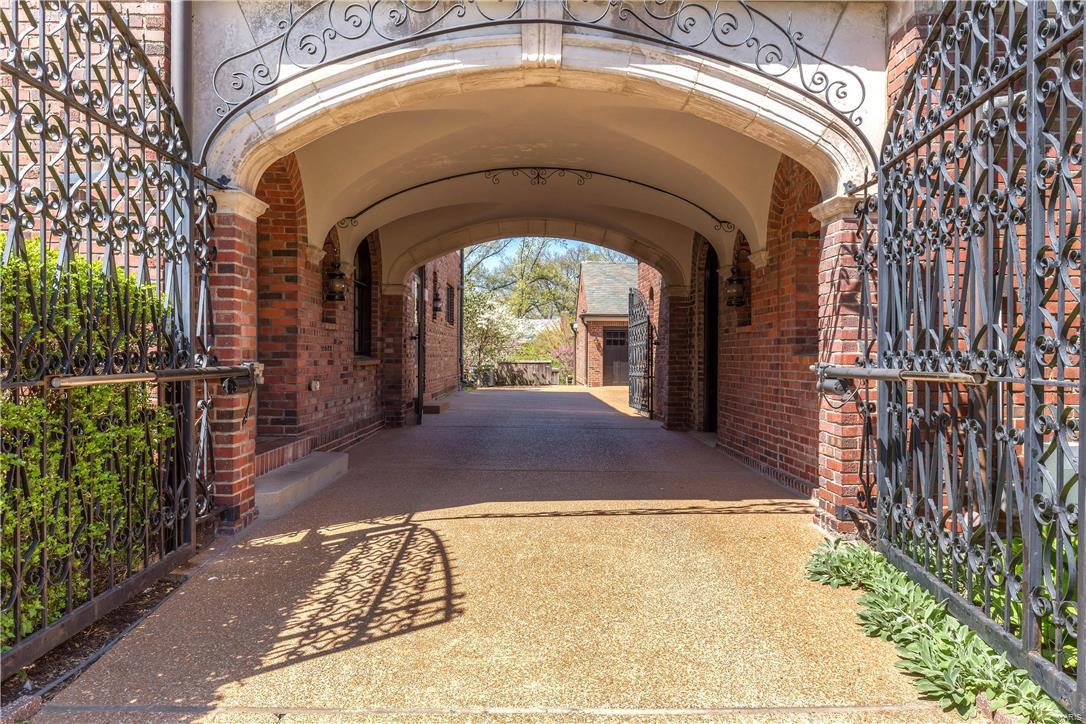 Brentmoor - Residential