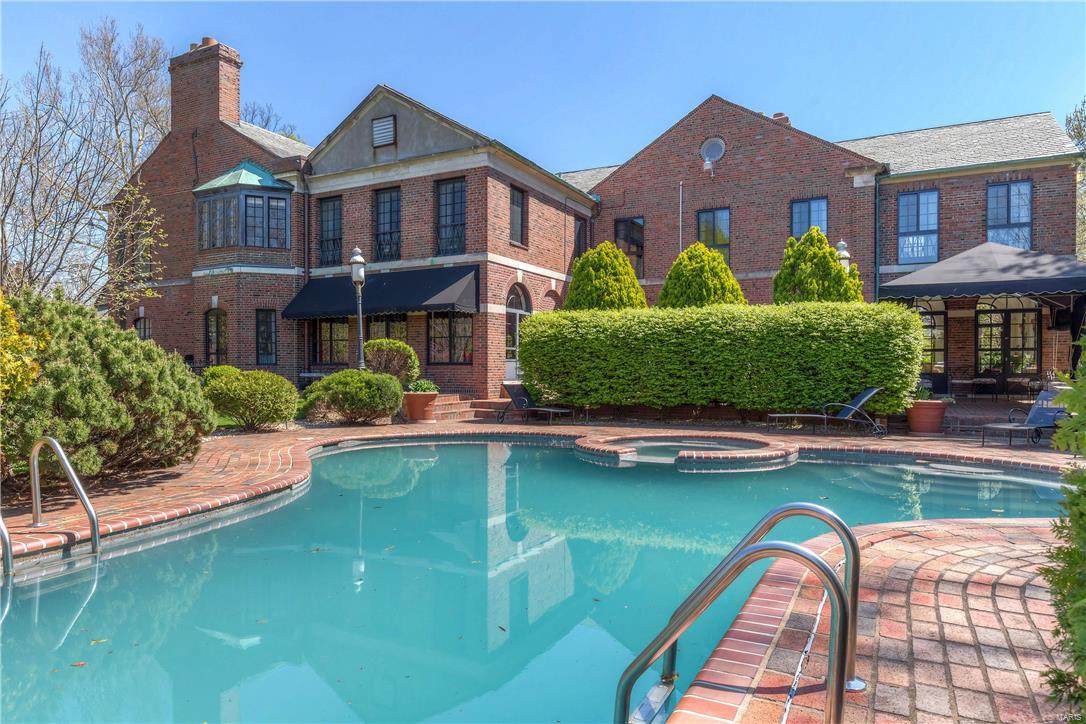 Brentmoor - Residential