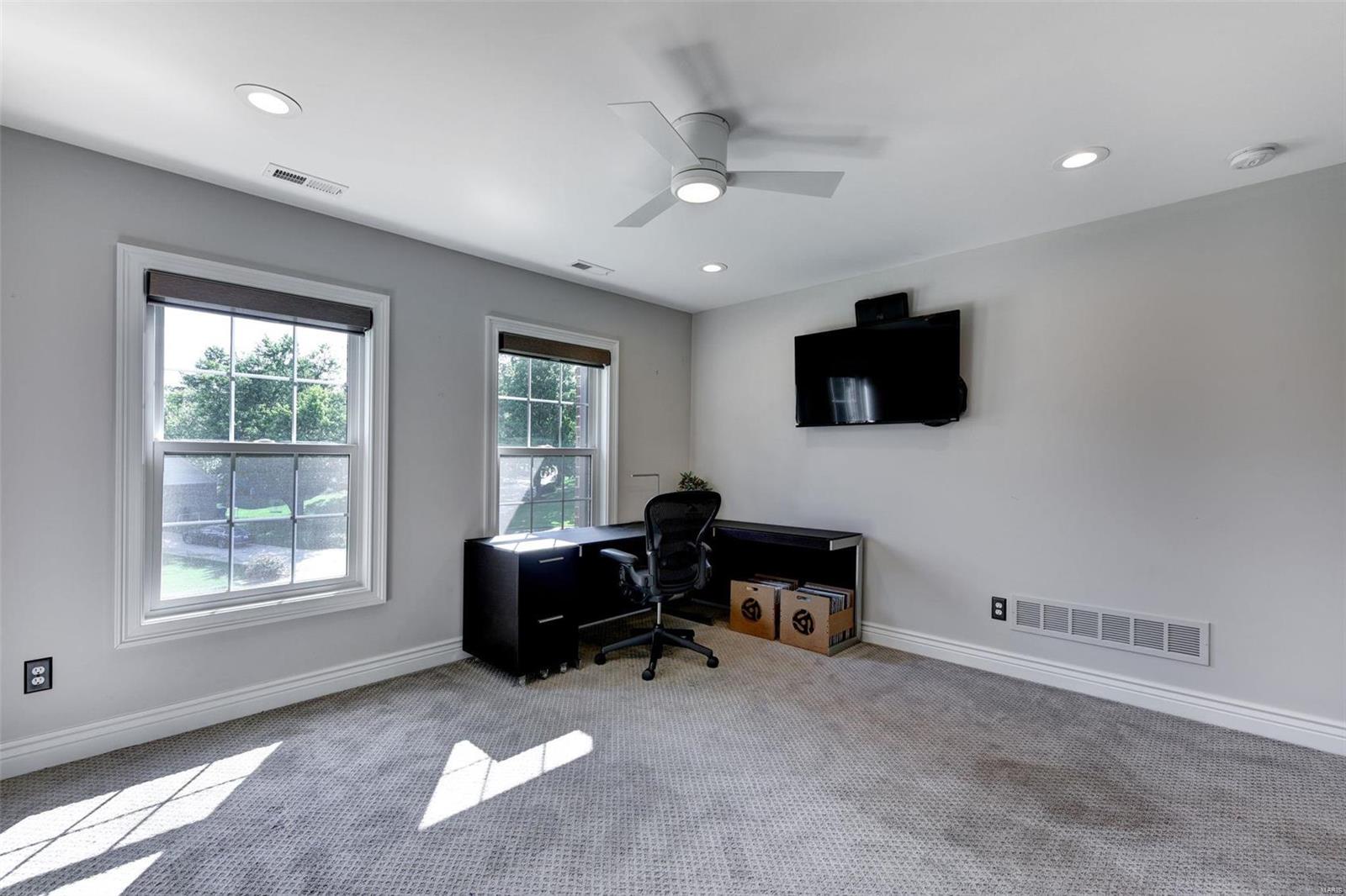 Oak Estates - Residential