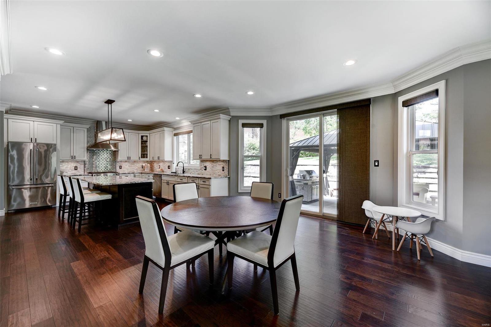 Oak Estates - Residential