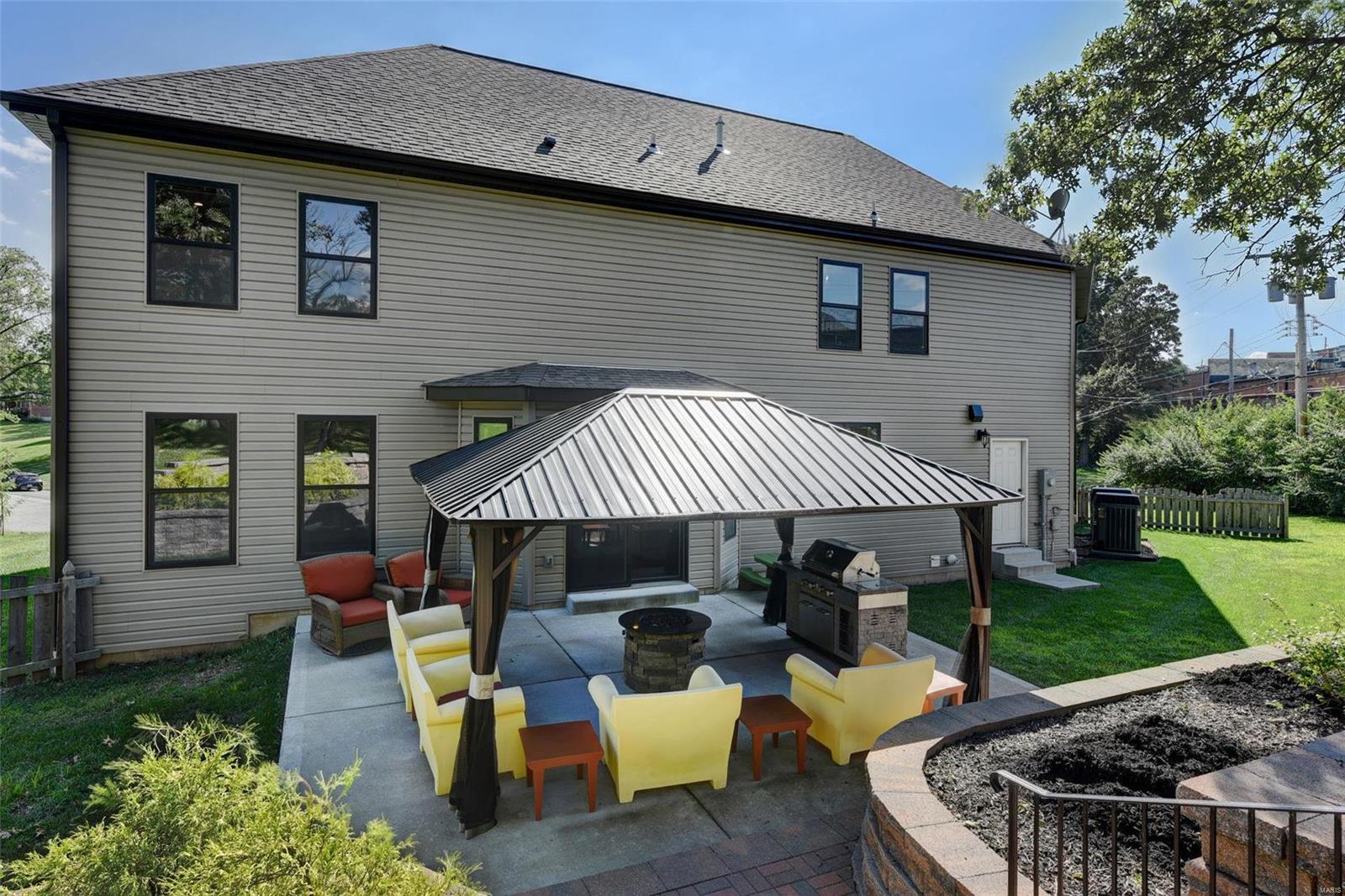 Oak Estates - Residential