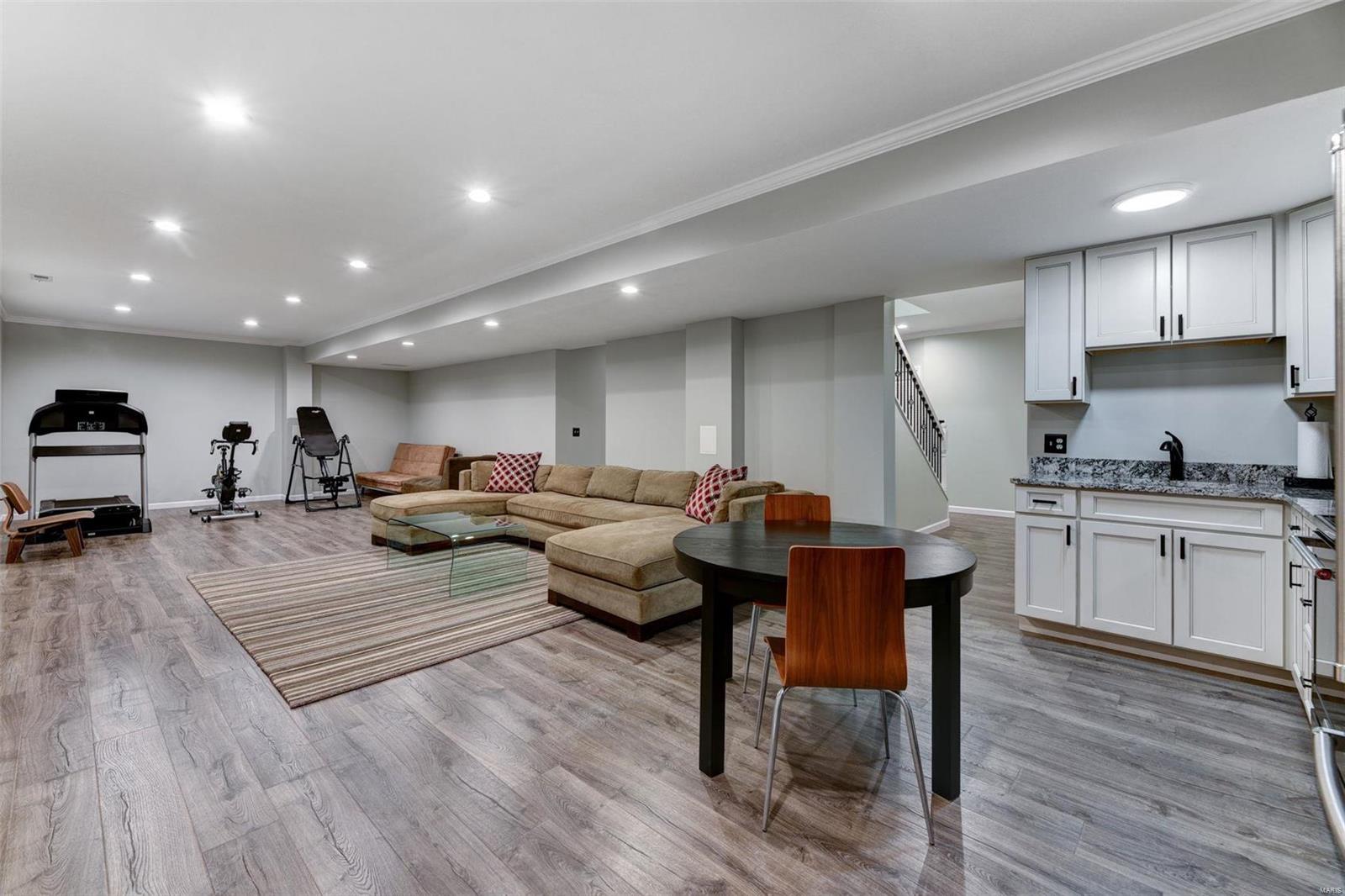 Oak Estates - Residential