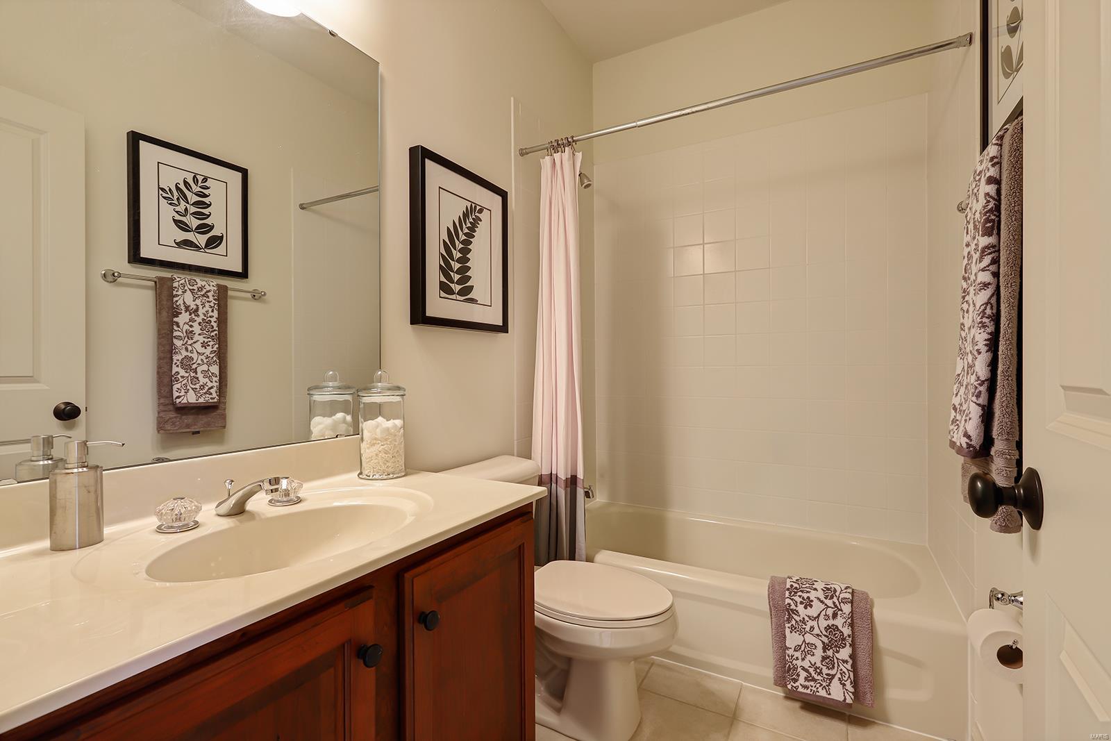 Linden Grove Lane - Residential