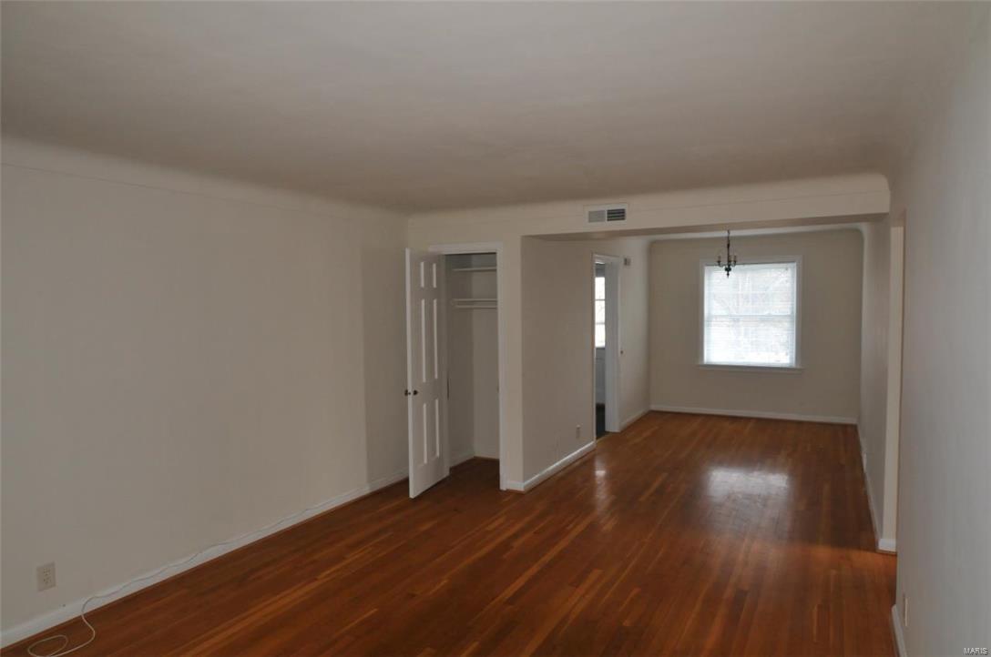 N McKnight RD - Residential Lease