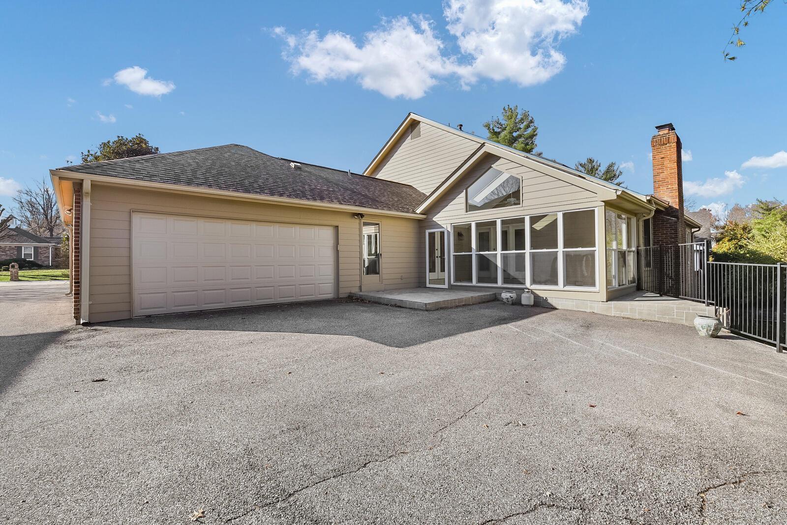 Williamsburg Green 1 - Residential