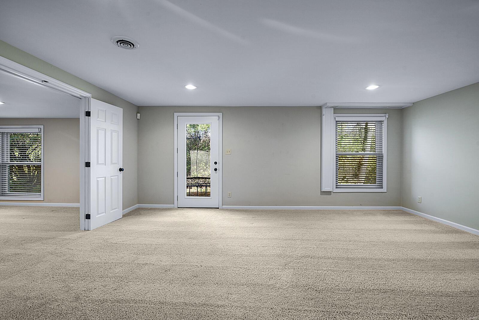 Williamsburg Green 1 - Residential