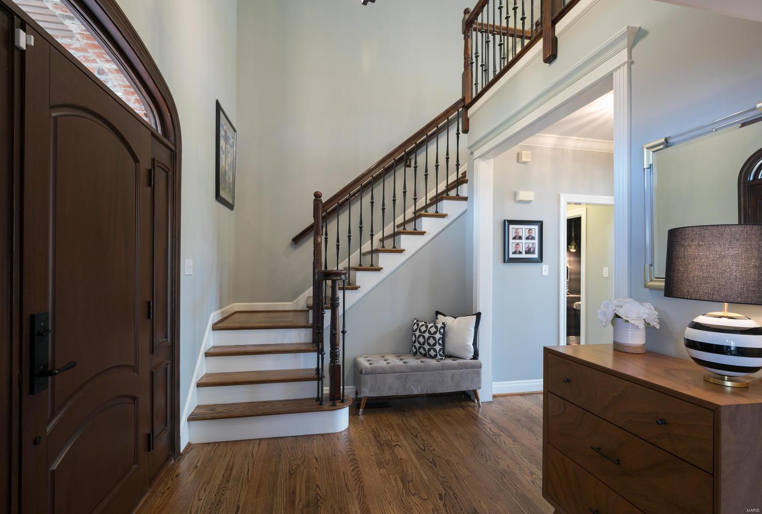 Town & Country Manor - Residential