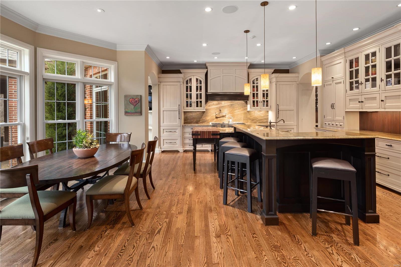 Lynnbrook - Residential