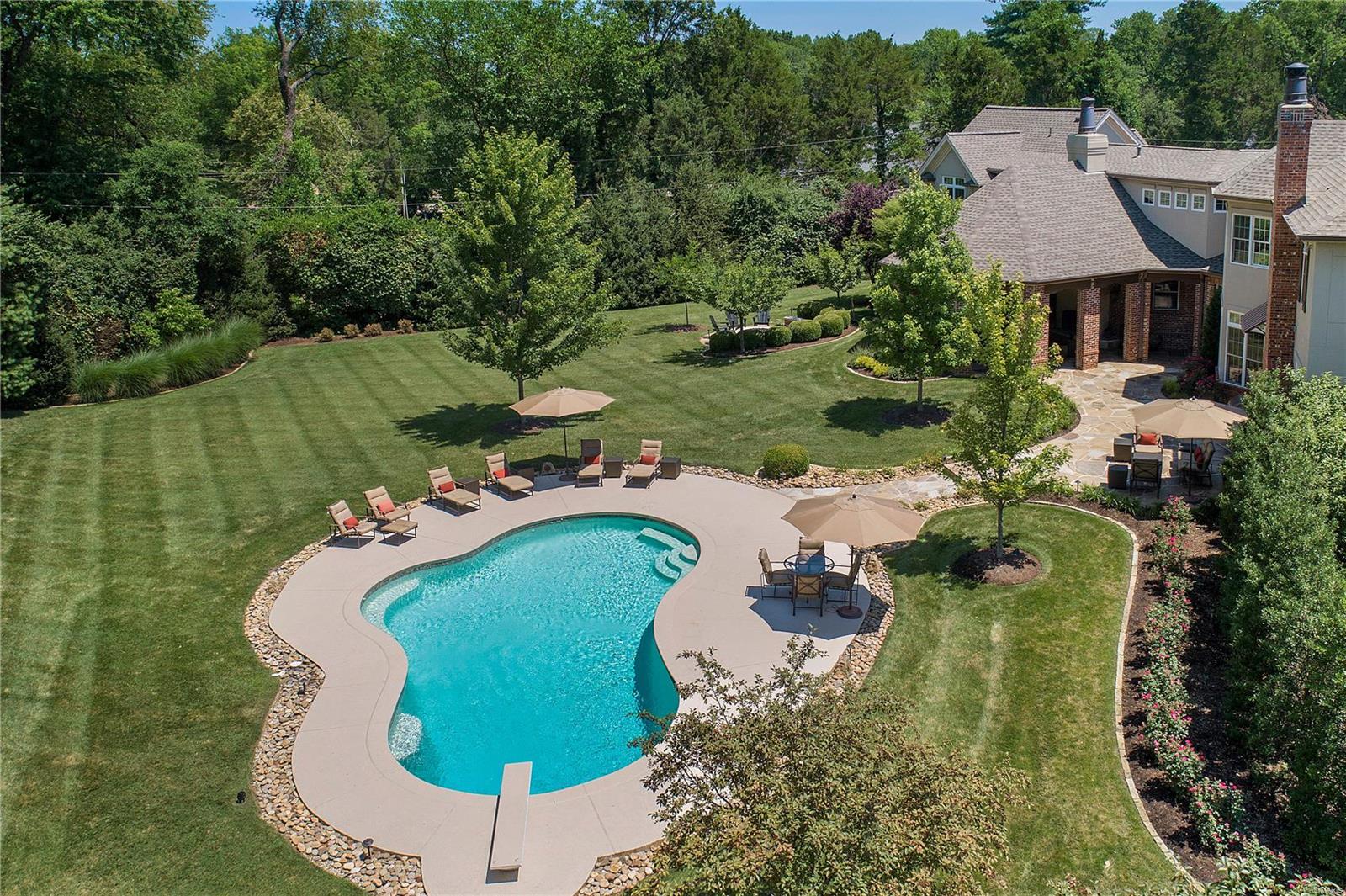 Lynnbrook - Residential