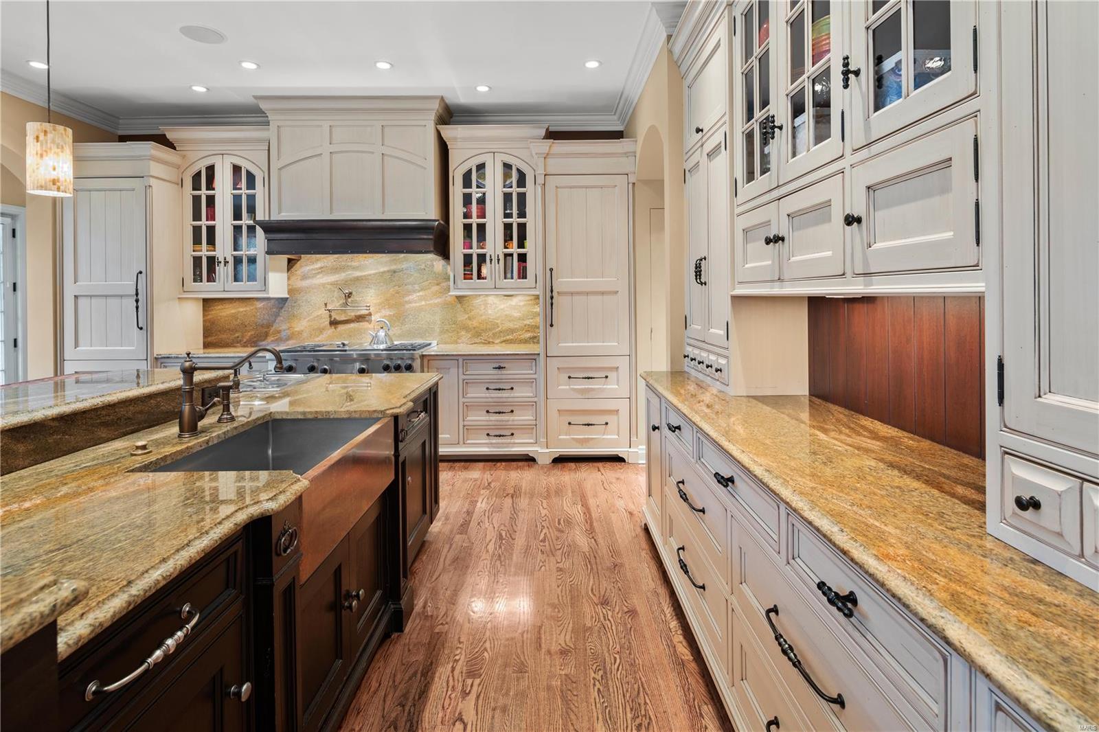 Lynnbrook - Residential