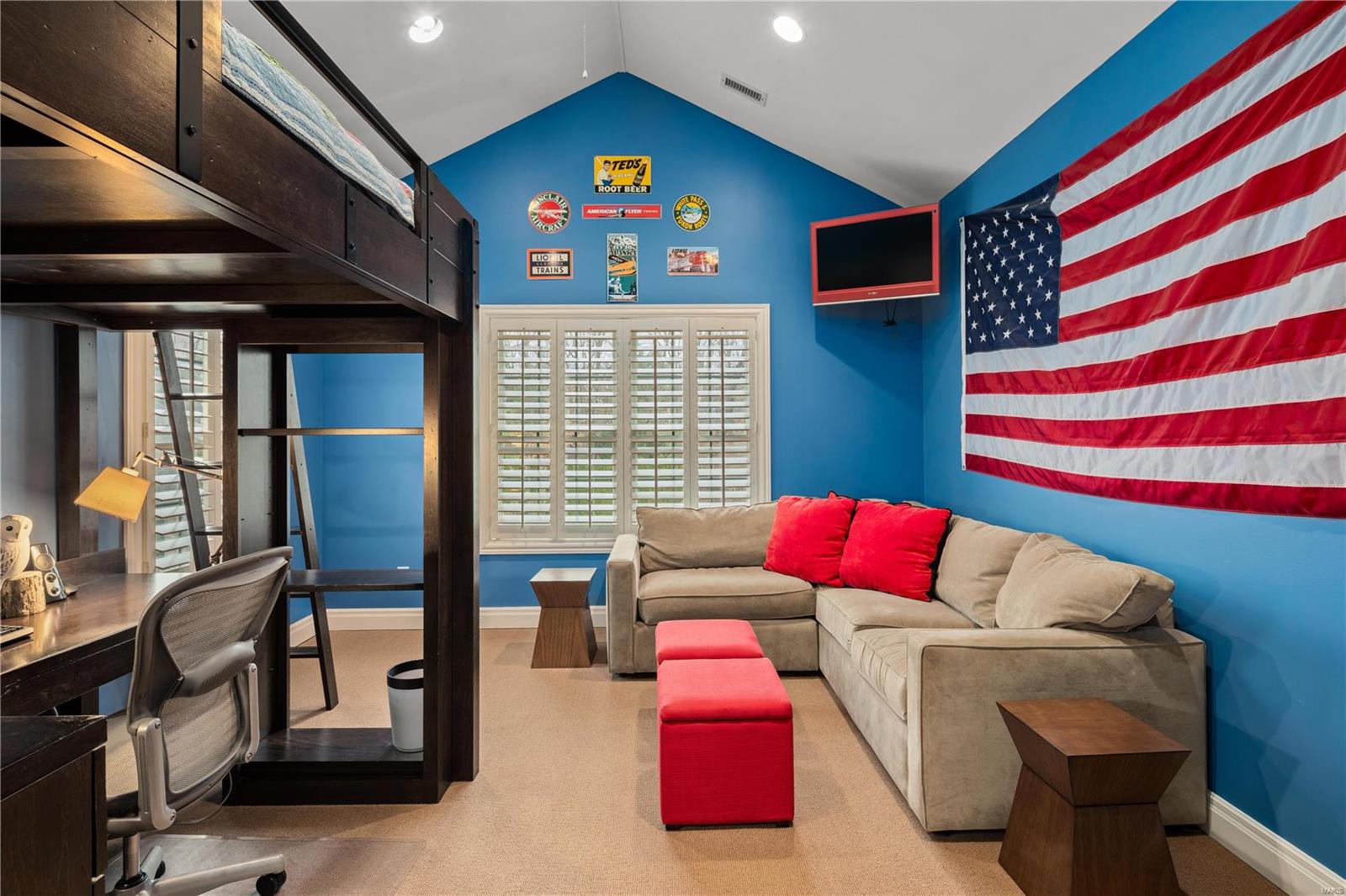 Lynnbrook - Residential