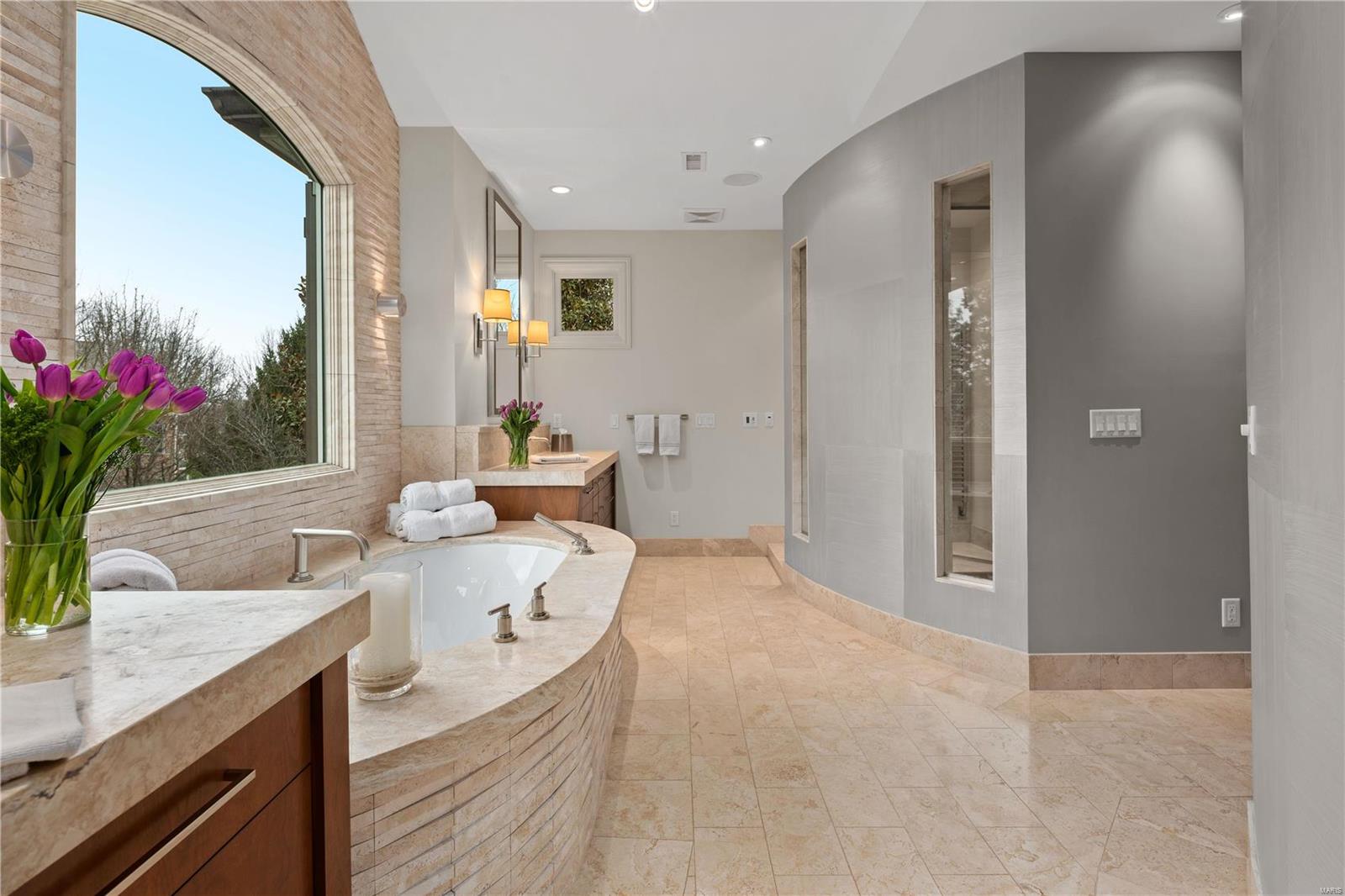 Lynnbrook - Residential