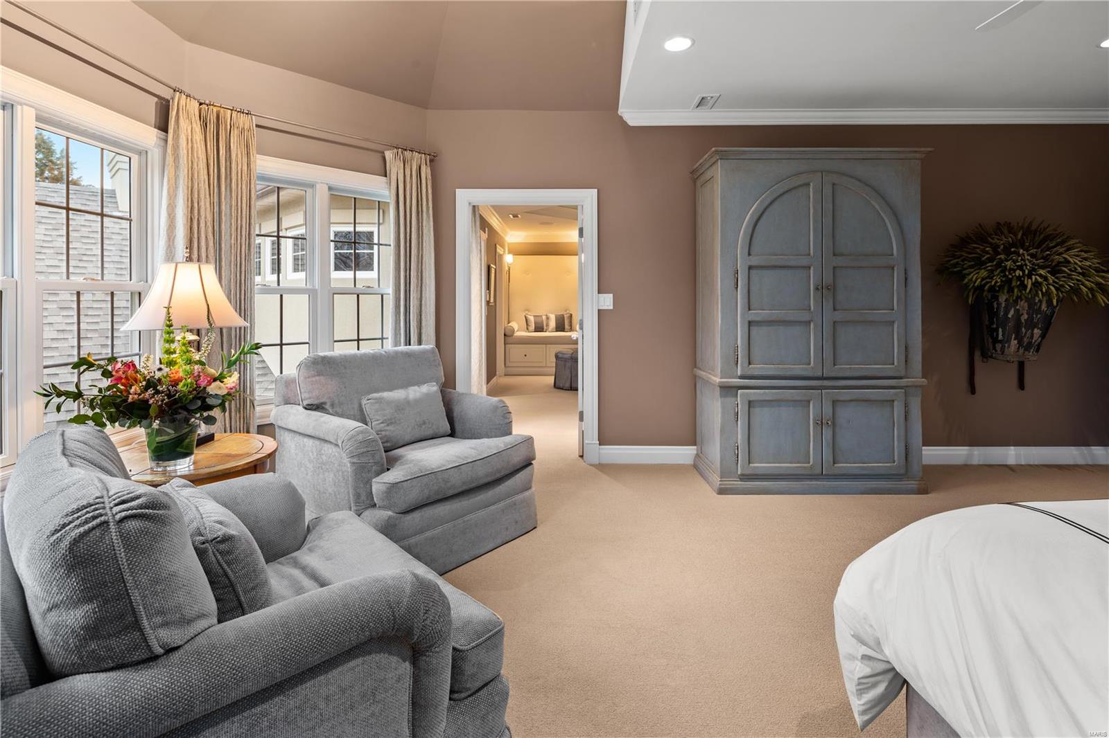 Lynnbrook - Residential