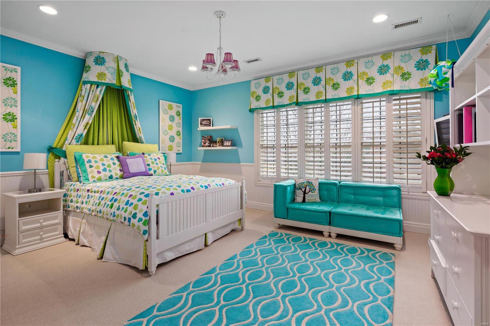 Lynnbrook - Residential