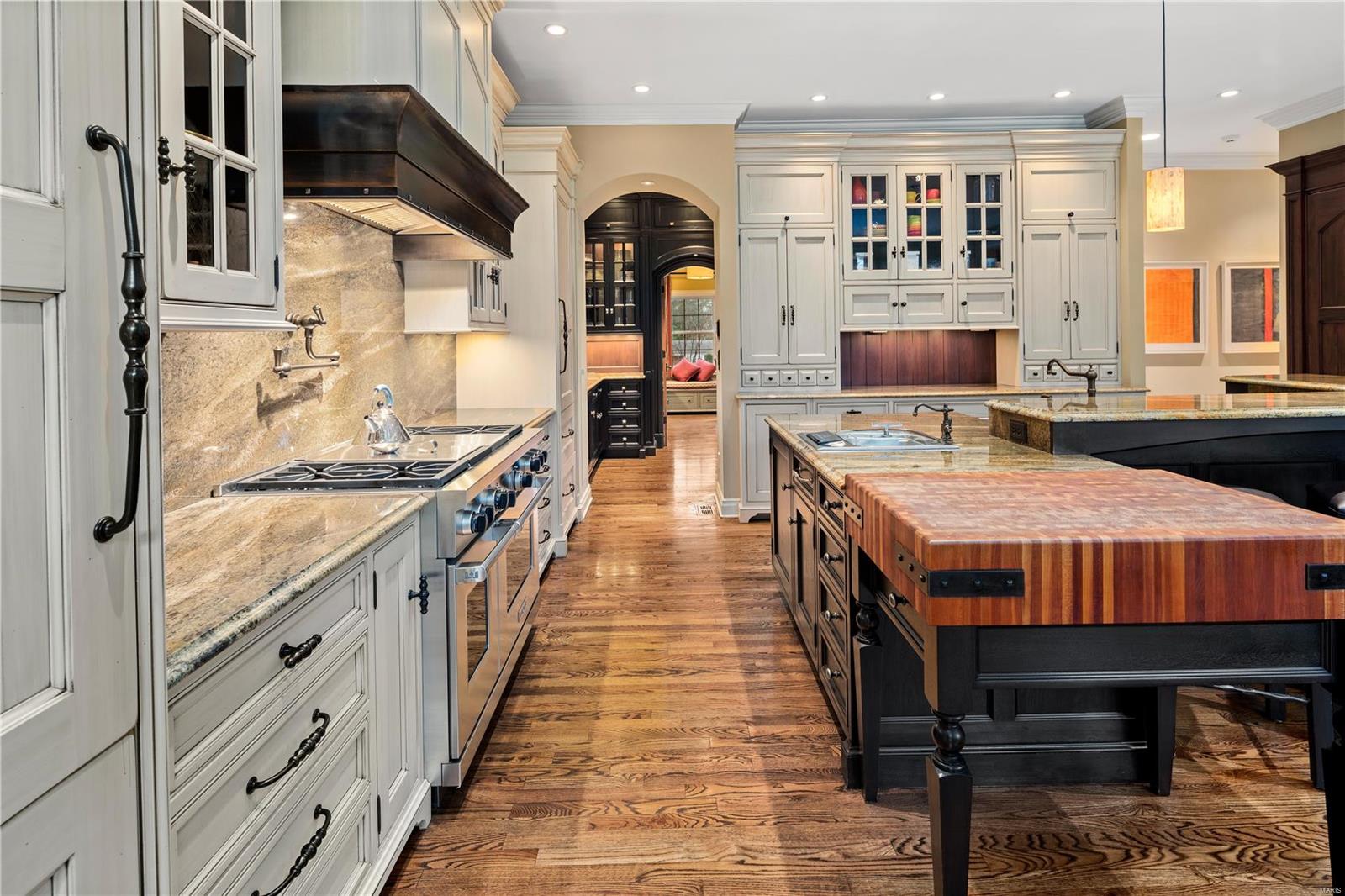 Lynnbrook - Residential