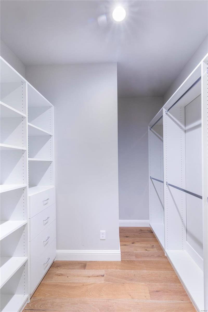 Manhattan Heights - Residential