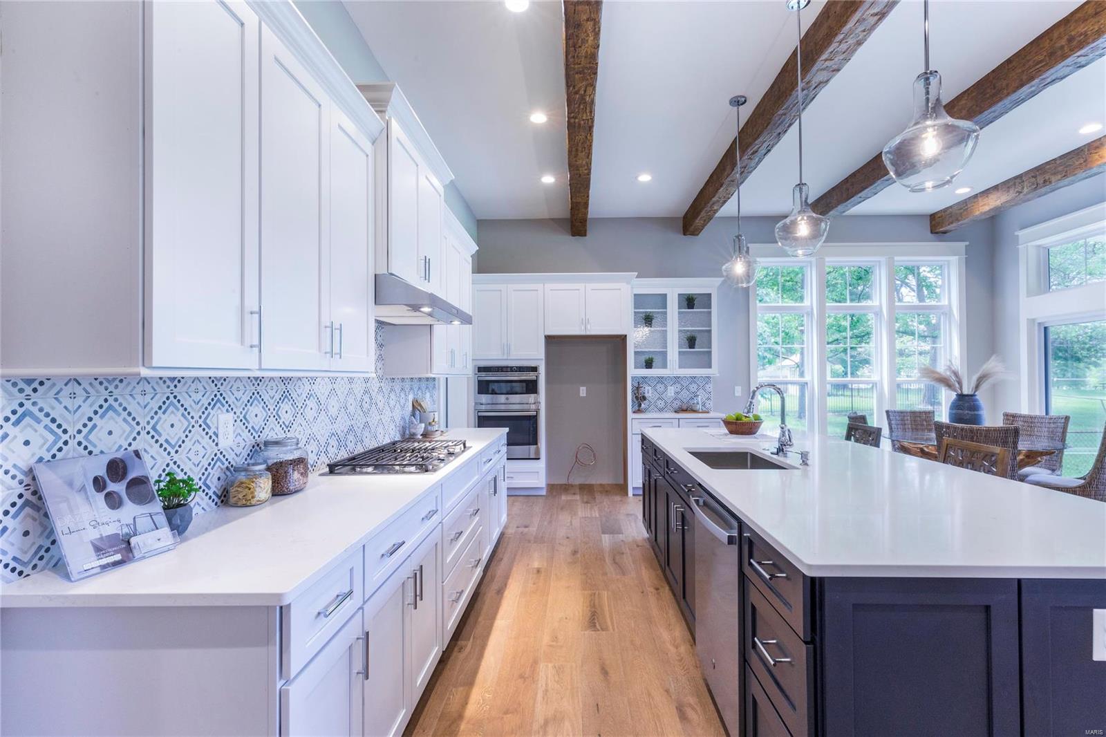 Manhattan Heights - Residential