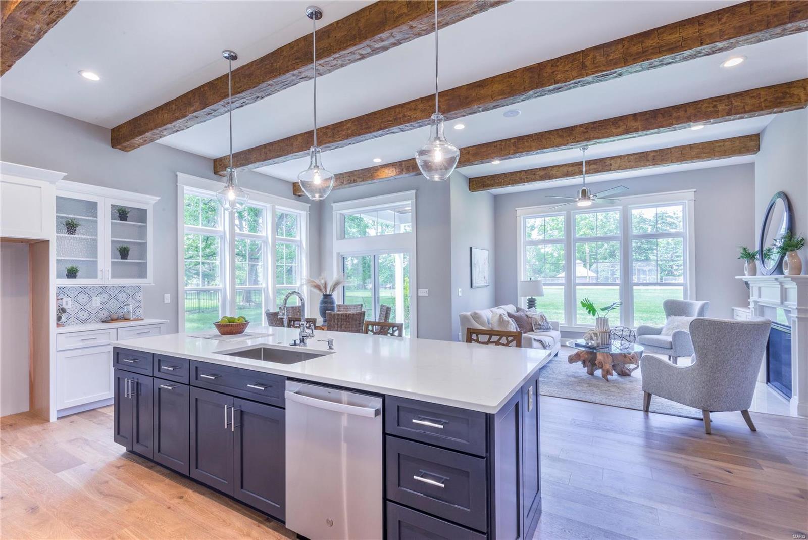 Manhattan Heights - Residential