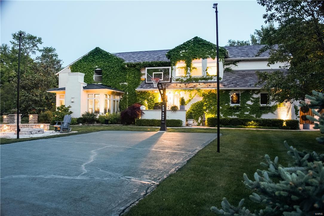 La Hacienda - Residential