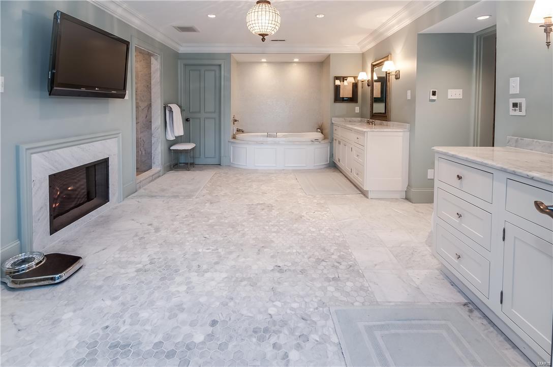 La Hacienda - Residential