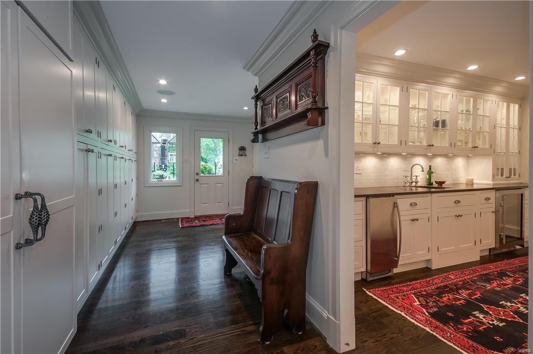 La Hacienda - Residential