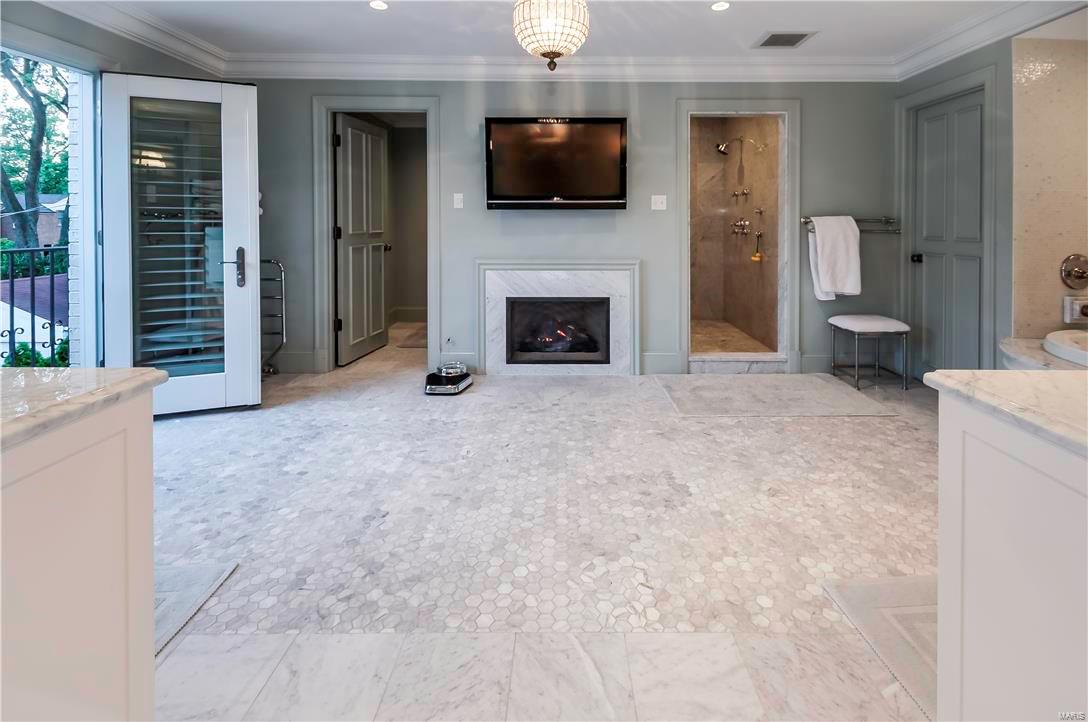 La Hacienda - Residential