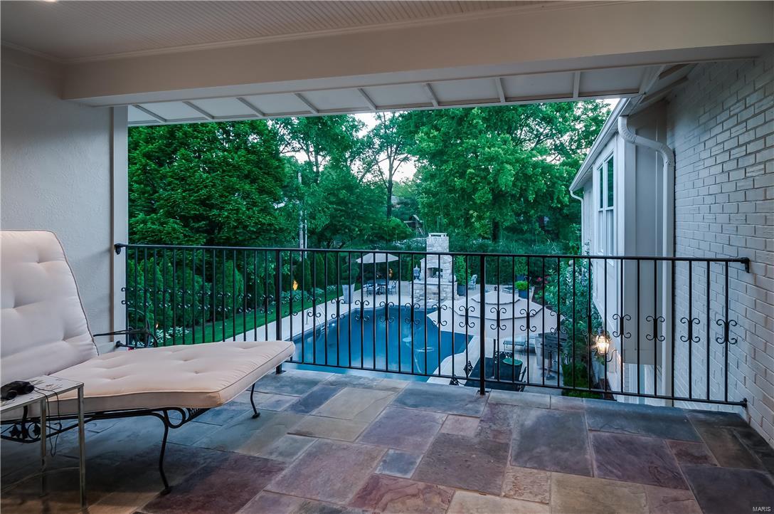 La Hacienda - Residential