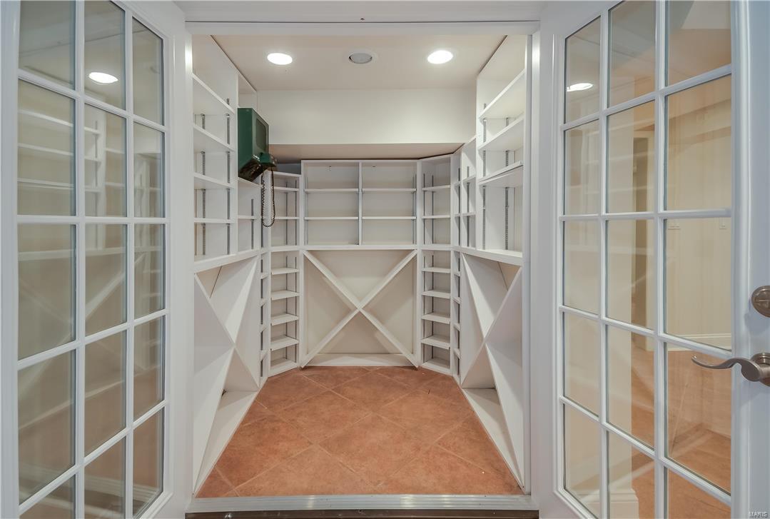 La Hacienda - Residential